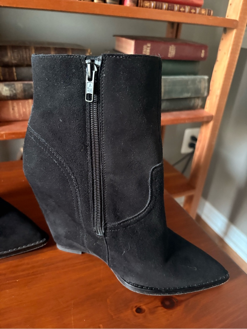 Ash Jasmin Black Suede Pointed-Toe Ankle Boots - Picture 2 of 8